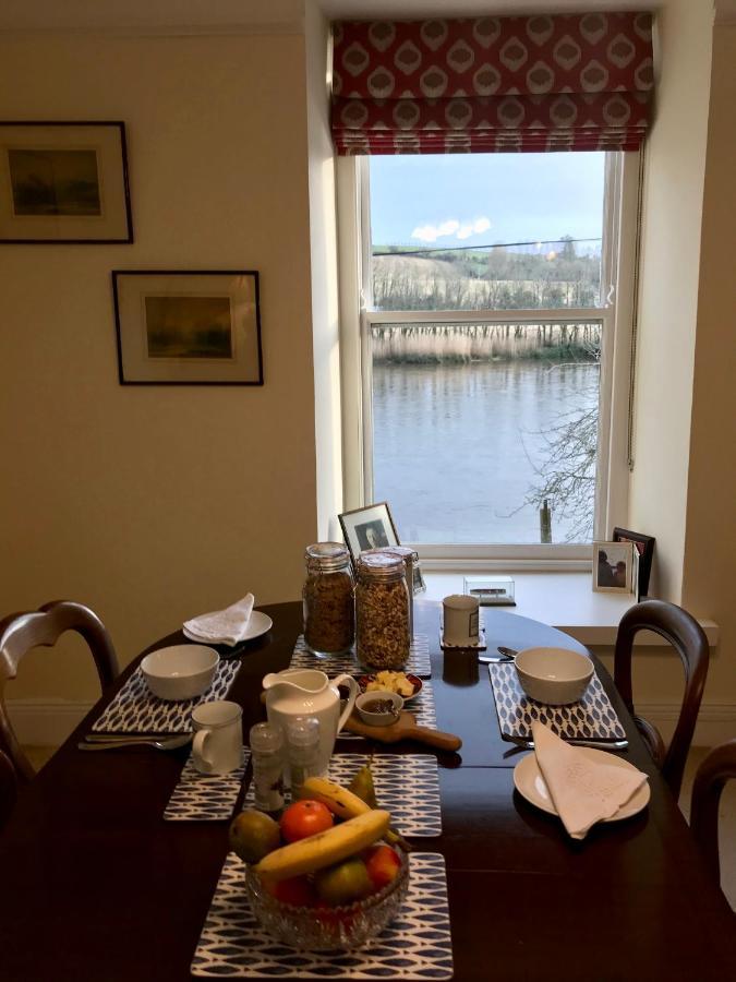 Riverbank House Bed And Breakfast Innishannon Exterior foto